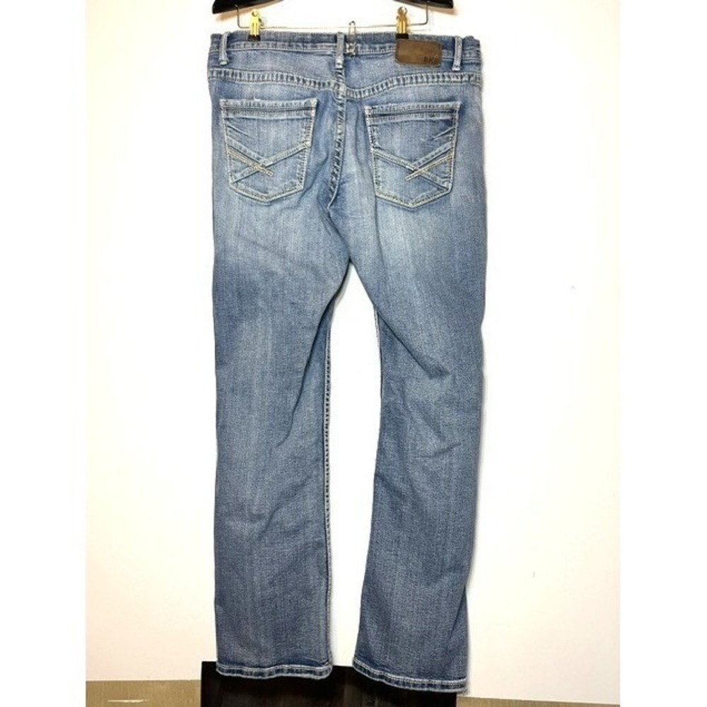BKE Men's Tyler Straight Distressed Blue Jeans Sz 36 x 34‎